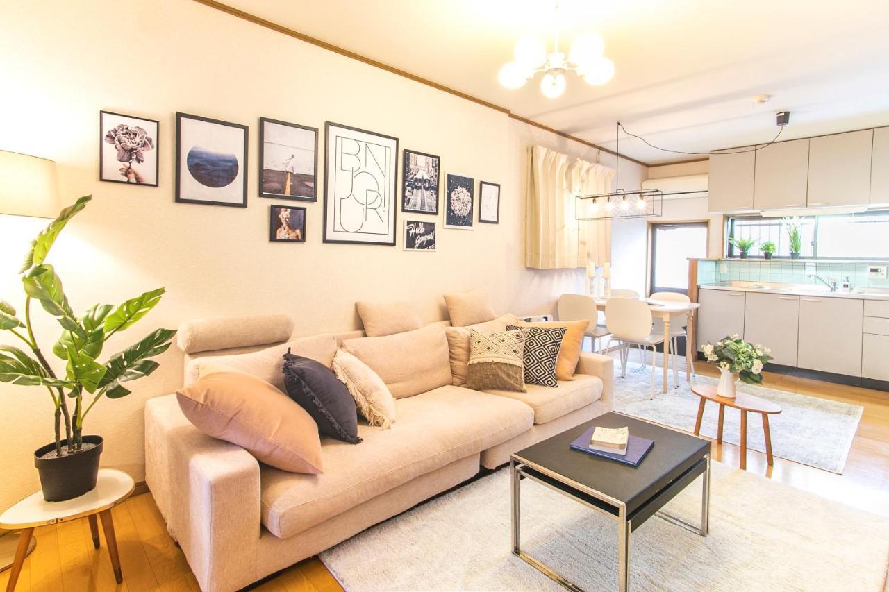 Appartement 一棟貸切宿, Harmonia東京小岩 6名max,wifi有,秋葉原16分新宿33分,ディズニー電車48分, 駐車場ありません
